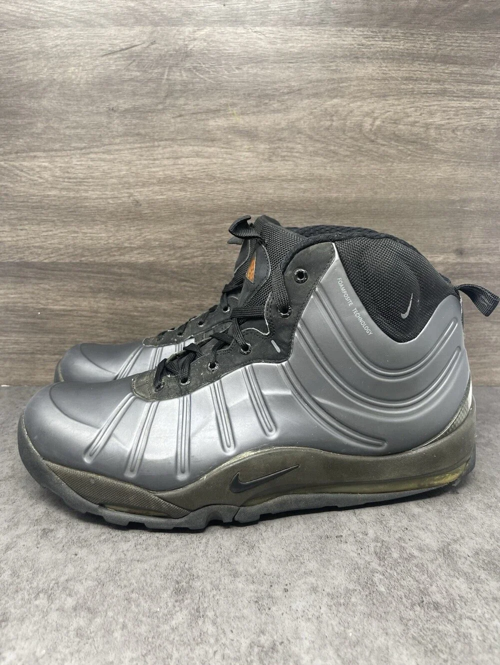Nike Air Bakin Posite Sneaker Boots Mens Size 13 Black Grey Vintage